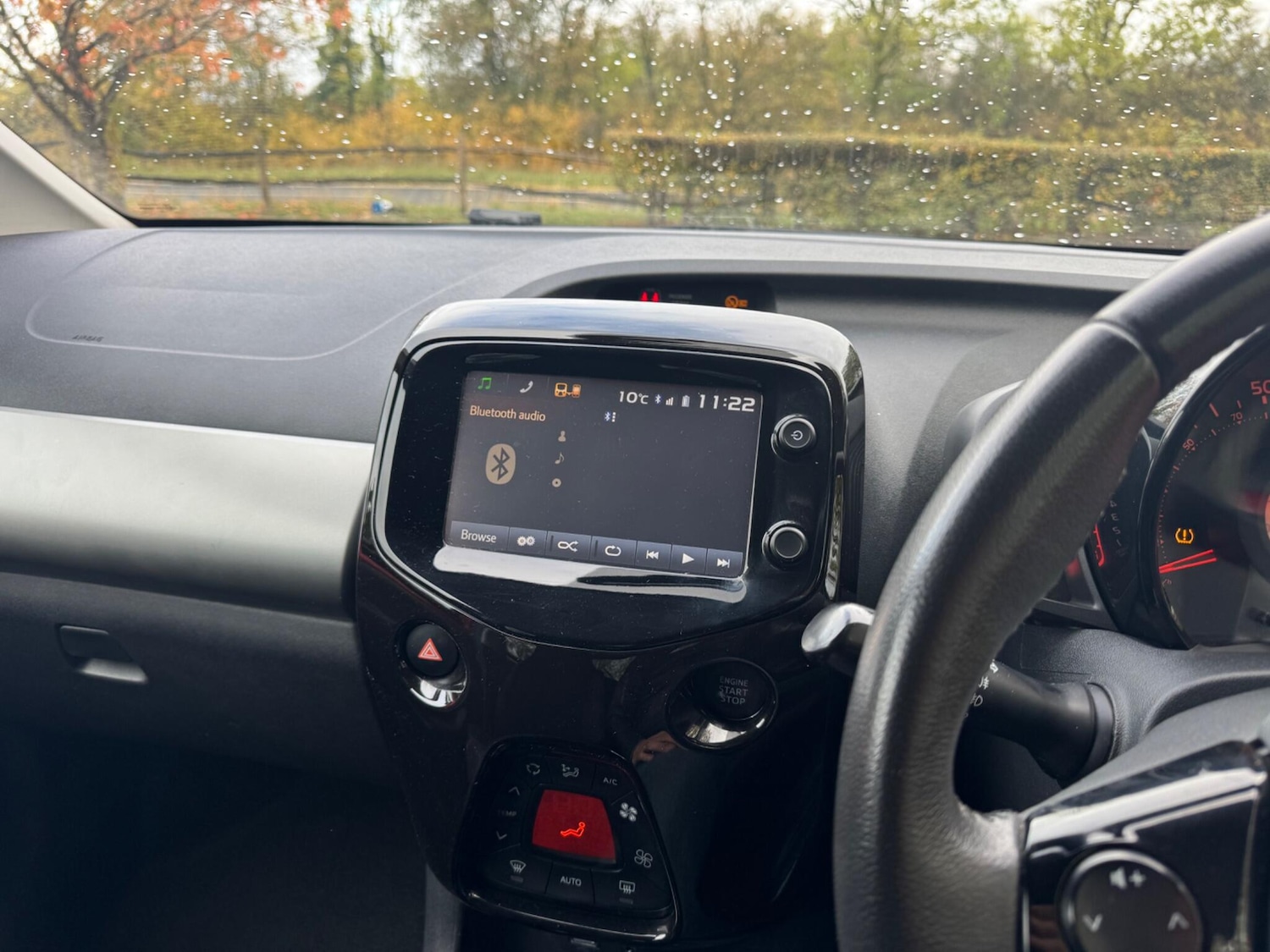 Used Peugeot 108 2014 for sale - 76360699: Photo 28