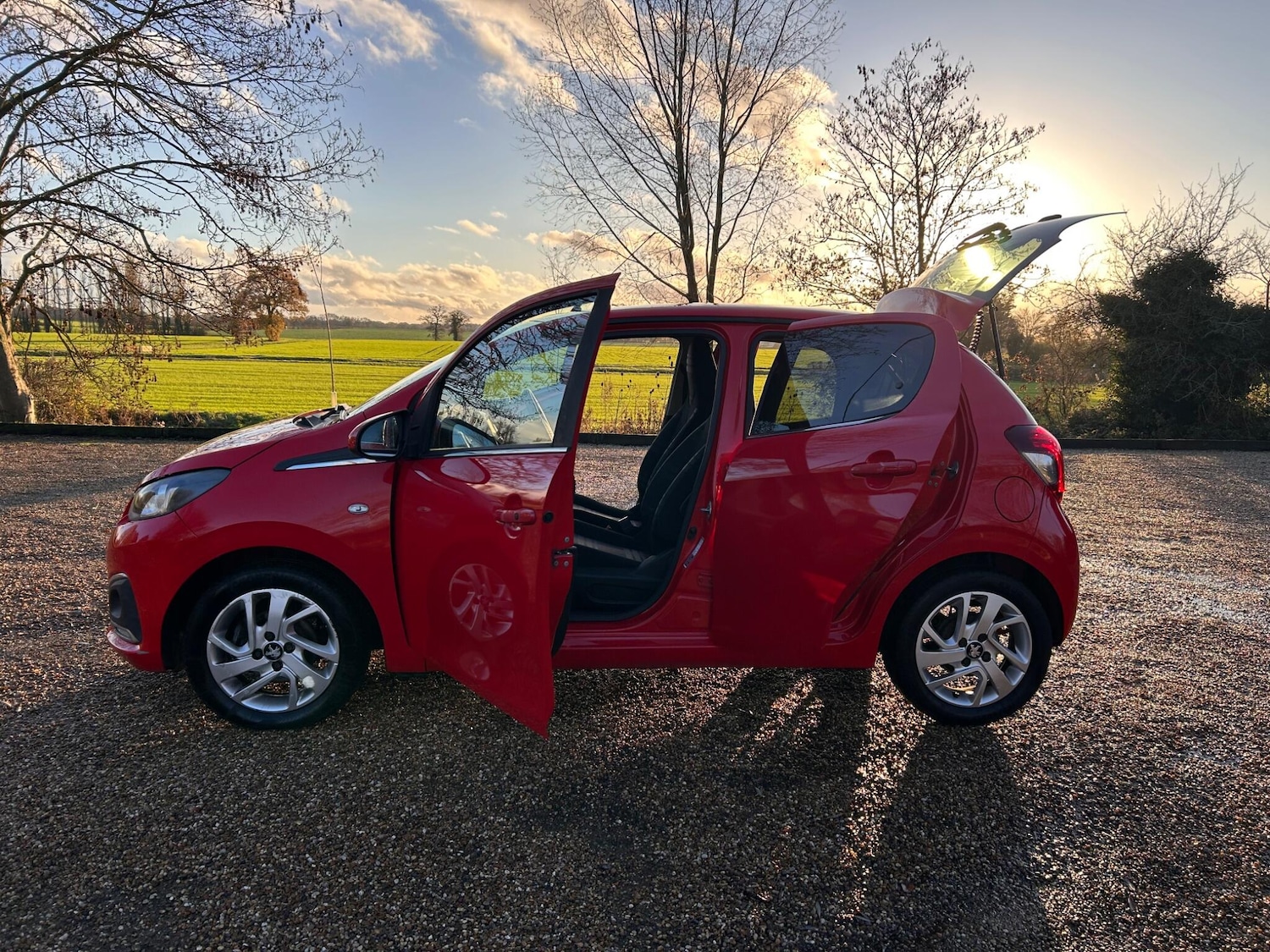 Used Peugeot 108 2014 for sale - 76360699: Photo 33