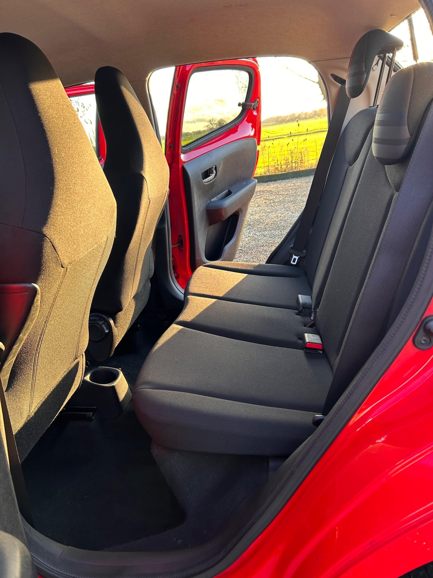 Used Peugeot 108 2014 for sale - 76360699: Photo 36