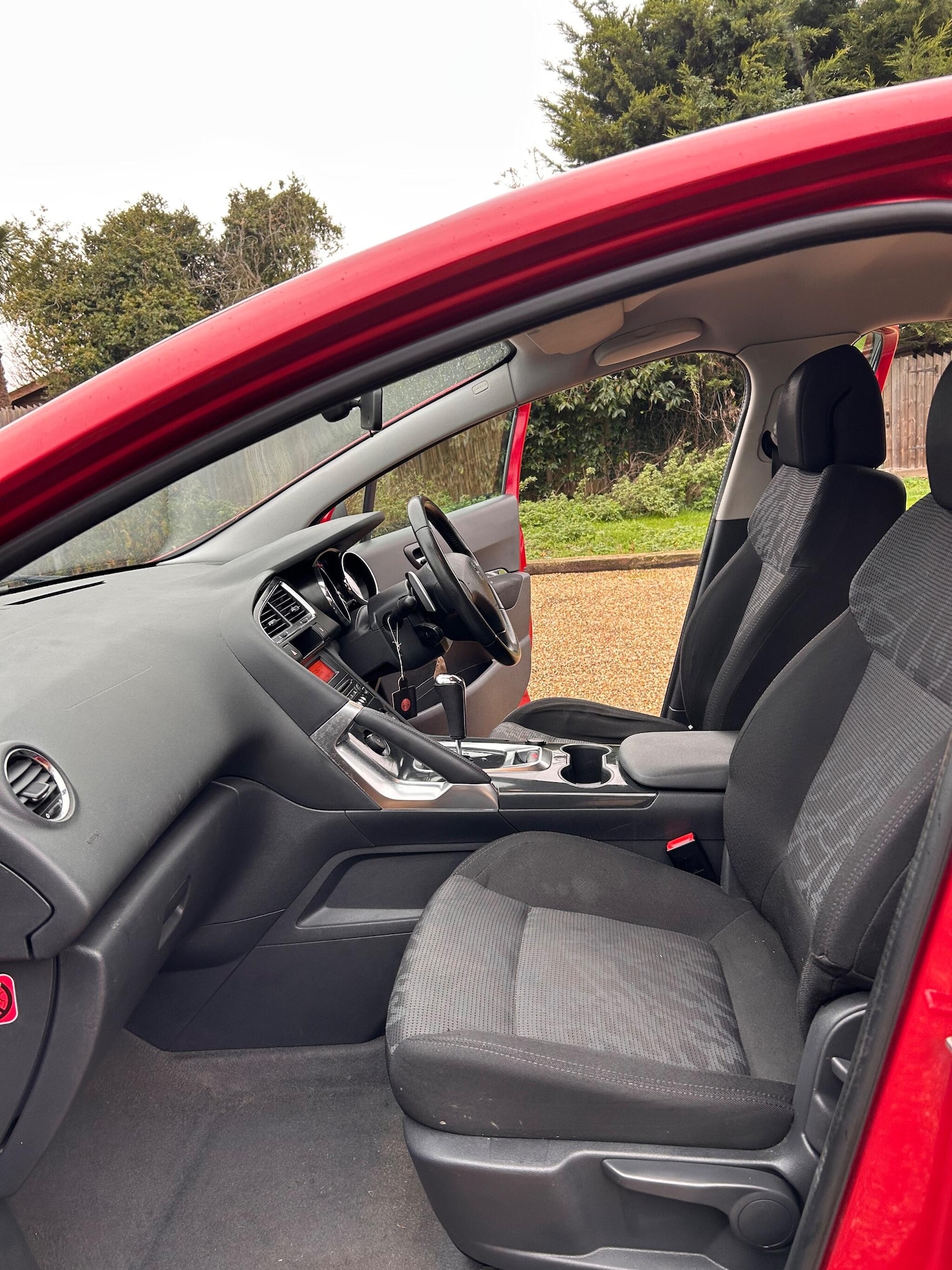 Used Peugeot 3008 2011 for sale - 77040934: Photo 3