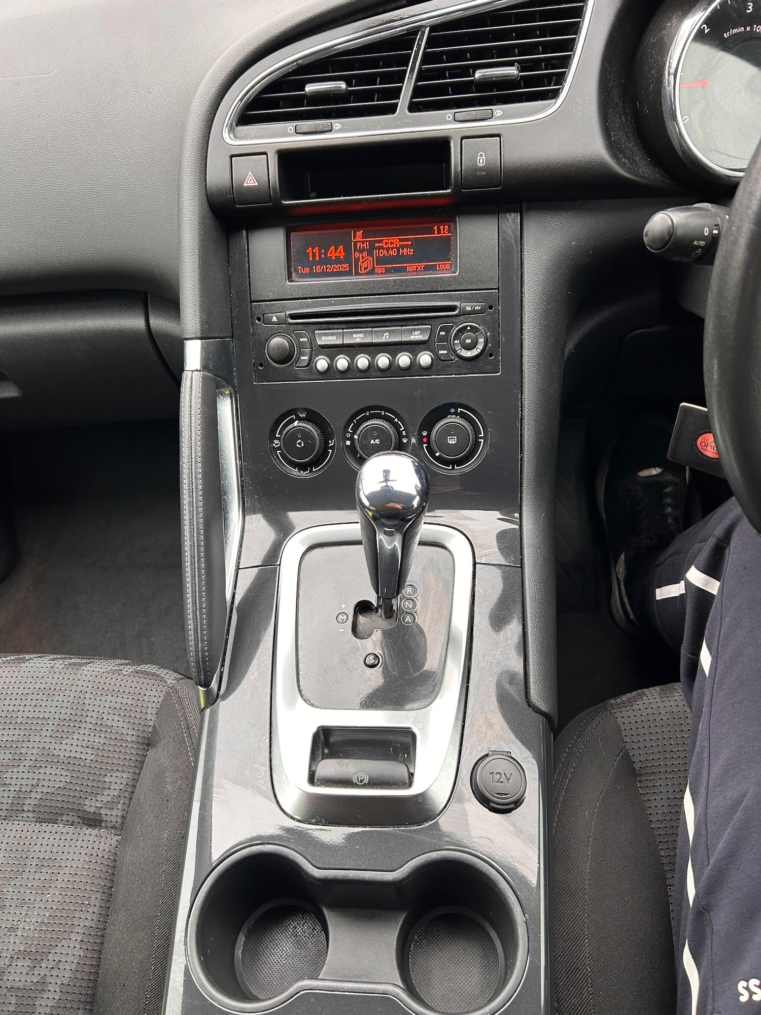 Used Peugeot 3008 2011 for sale - 77040934: Photo 36