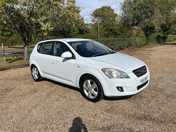 Kia - Ceed