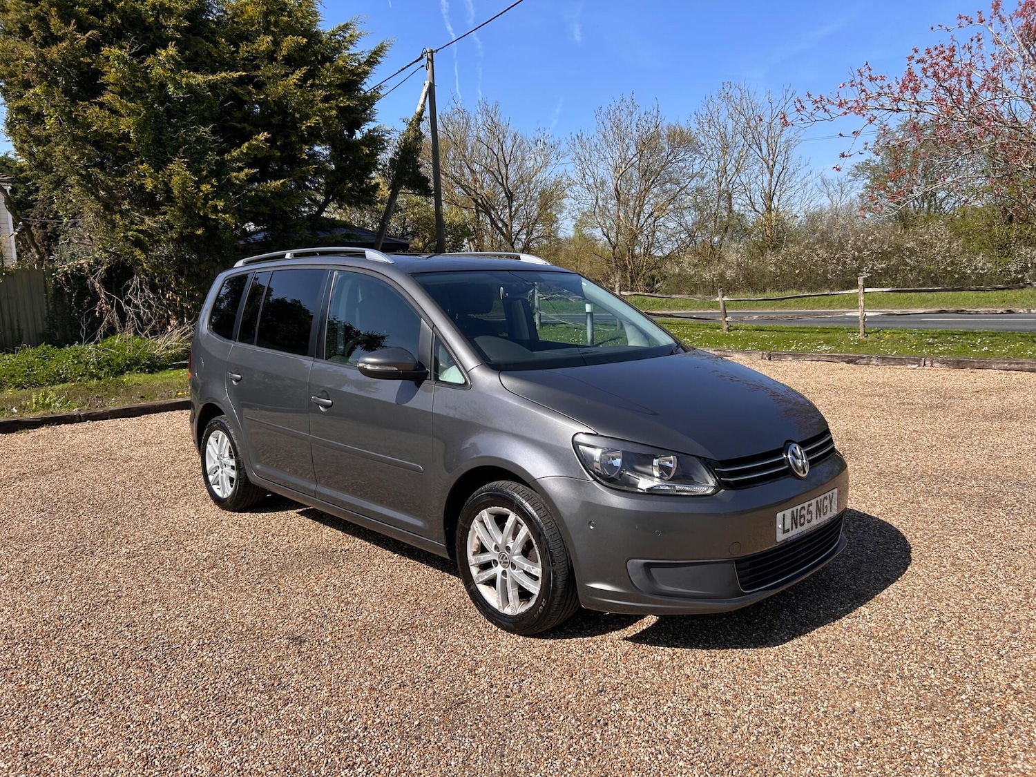 Used Volkswagen Touran 2015 for sale - 78170765: Photo 1