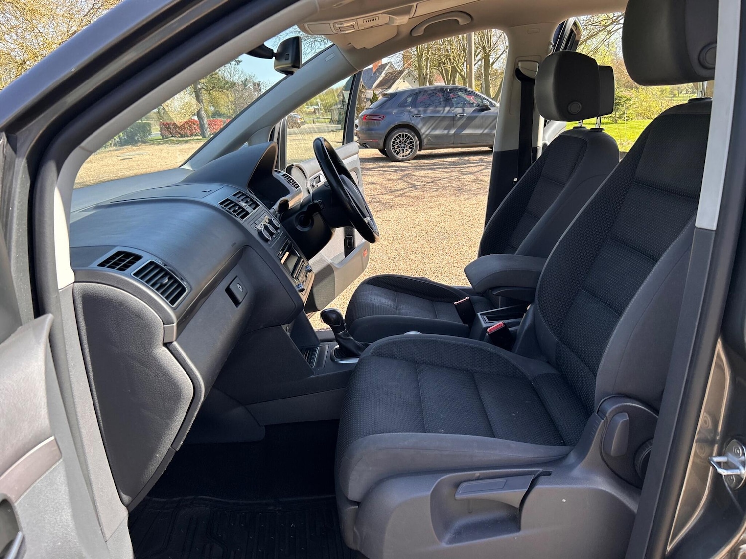 Used Volkswagen Touran 2015 for sale - 78170765: Photo 38