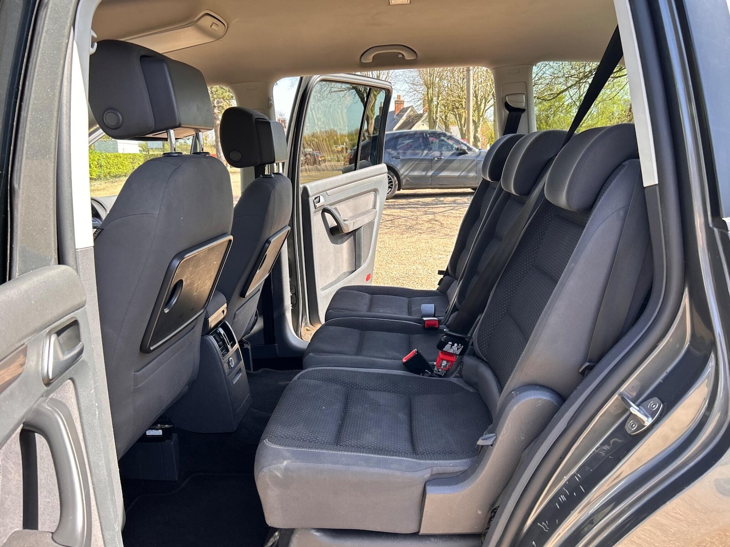 Used Volkswagen Touran 2015 for sale - 78170765: Photo 40