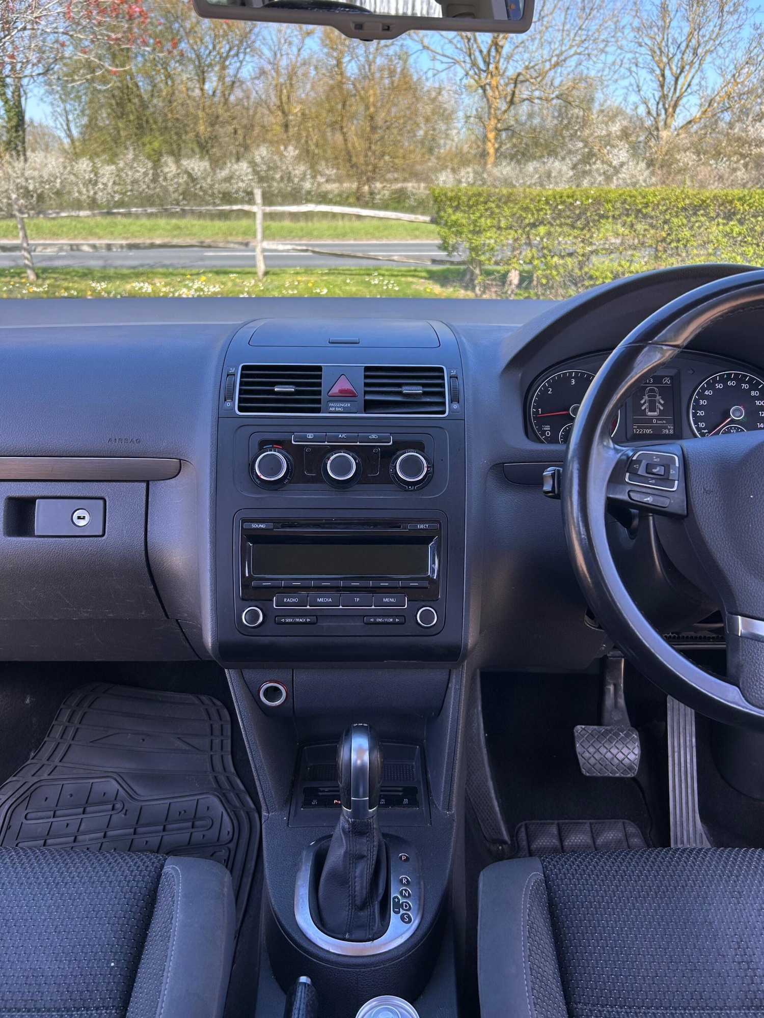 Used Volkswagen Touran 2015 for sale - 78170765: Photo 45