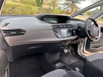 Used Citroen Grand C4 Picasso 2014 for sale - 78136160: Photo