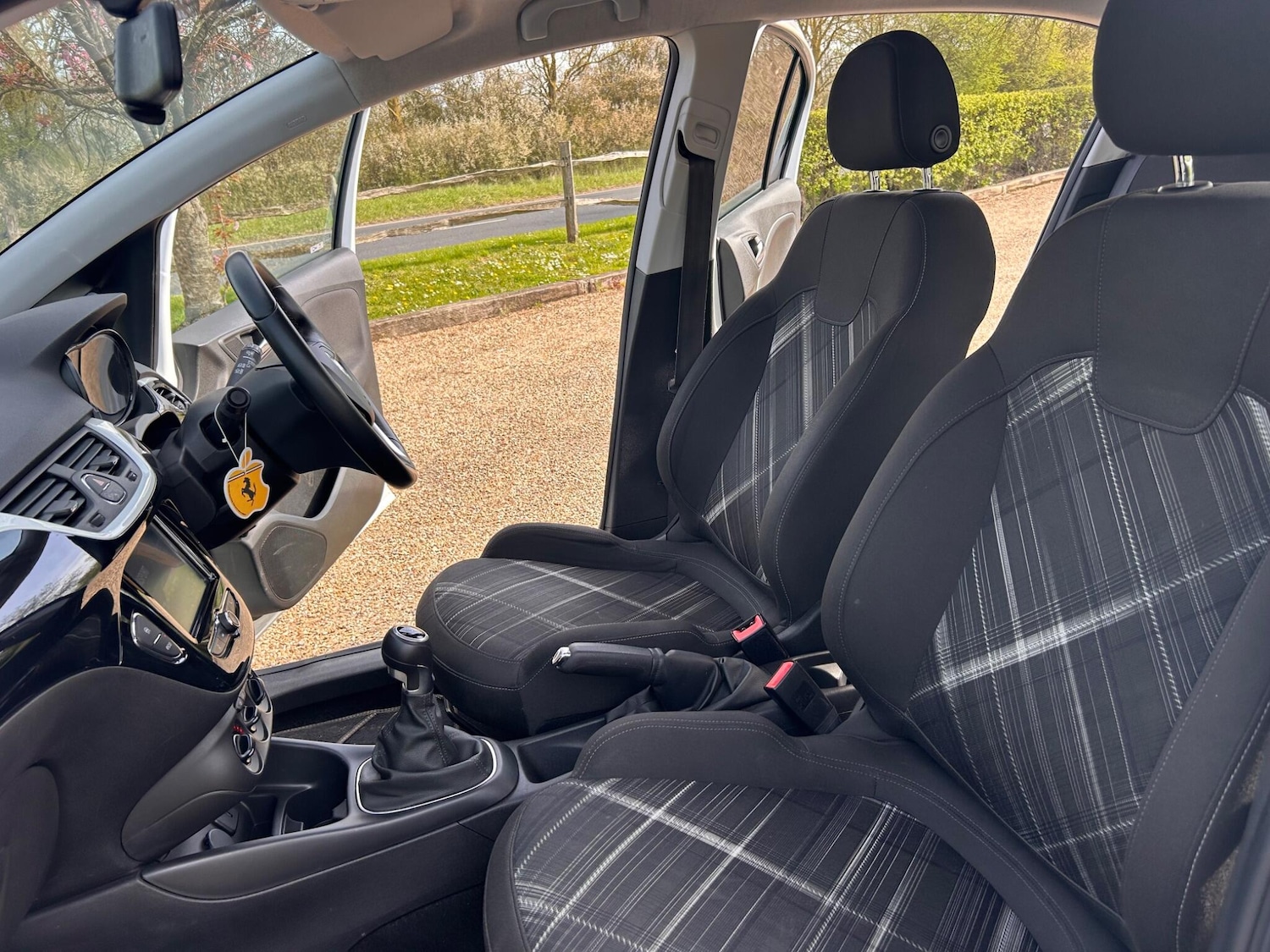 Used Vauxhall Corsa for sale - 78185500: Photo 3