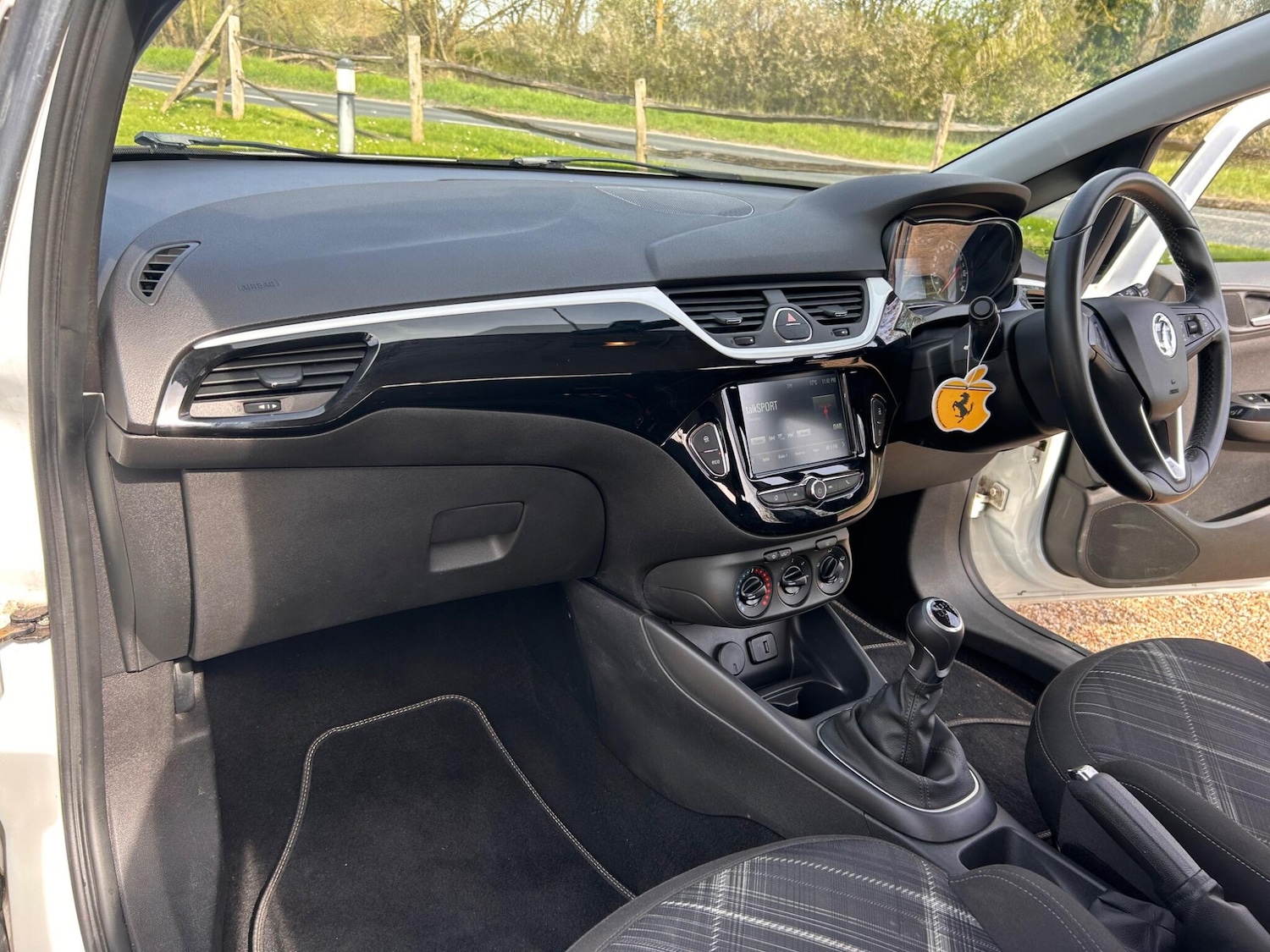 Used Vauxhall Corsa for sale - 78185500: Photo 38