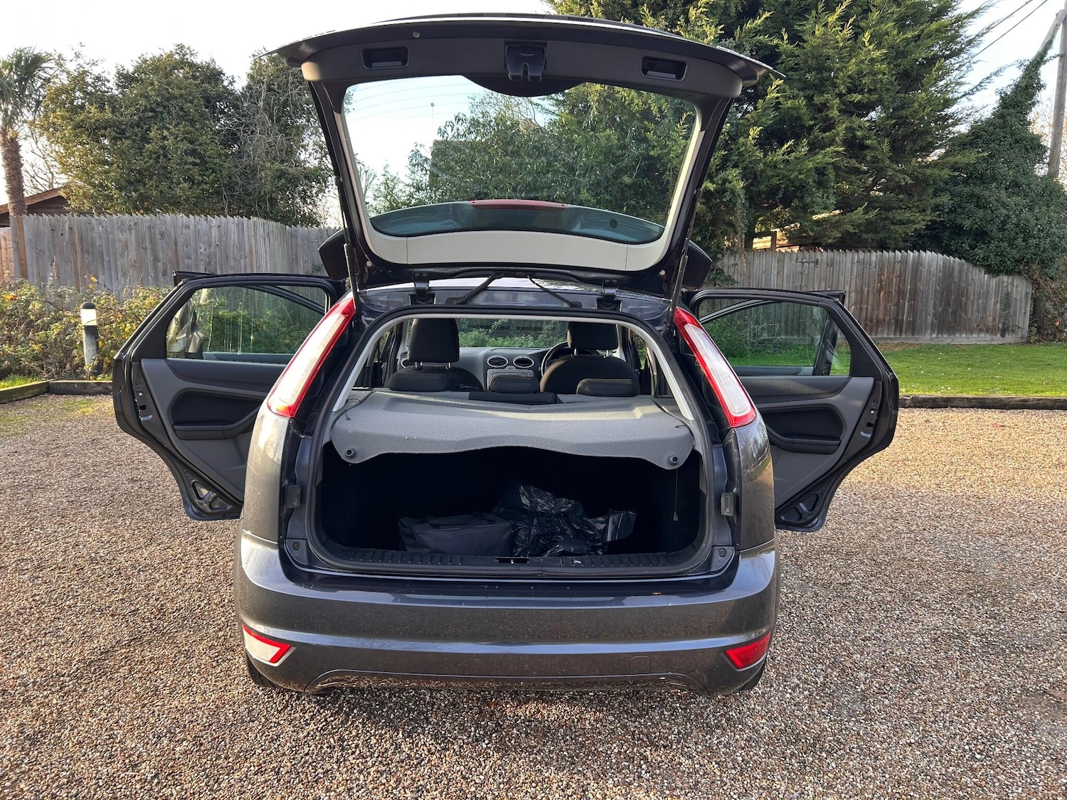 Used Ford Focus 2009 for sale - 76935748: Photo 30