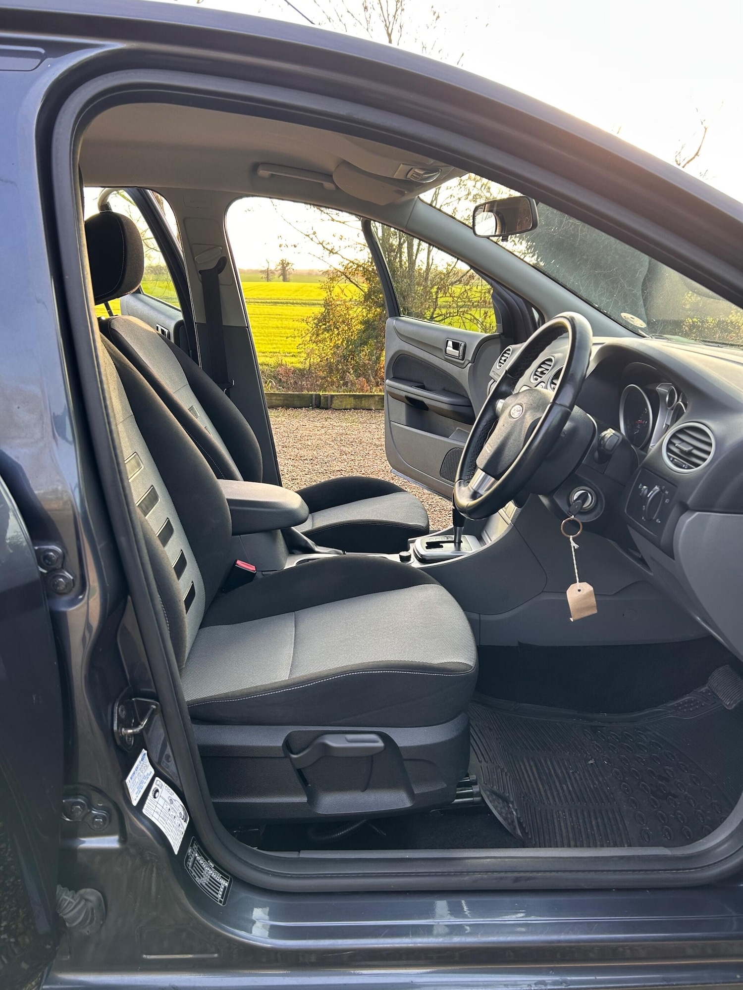 Used Ford Focus 2009 for sale - 76935748: Photo 38