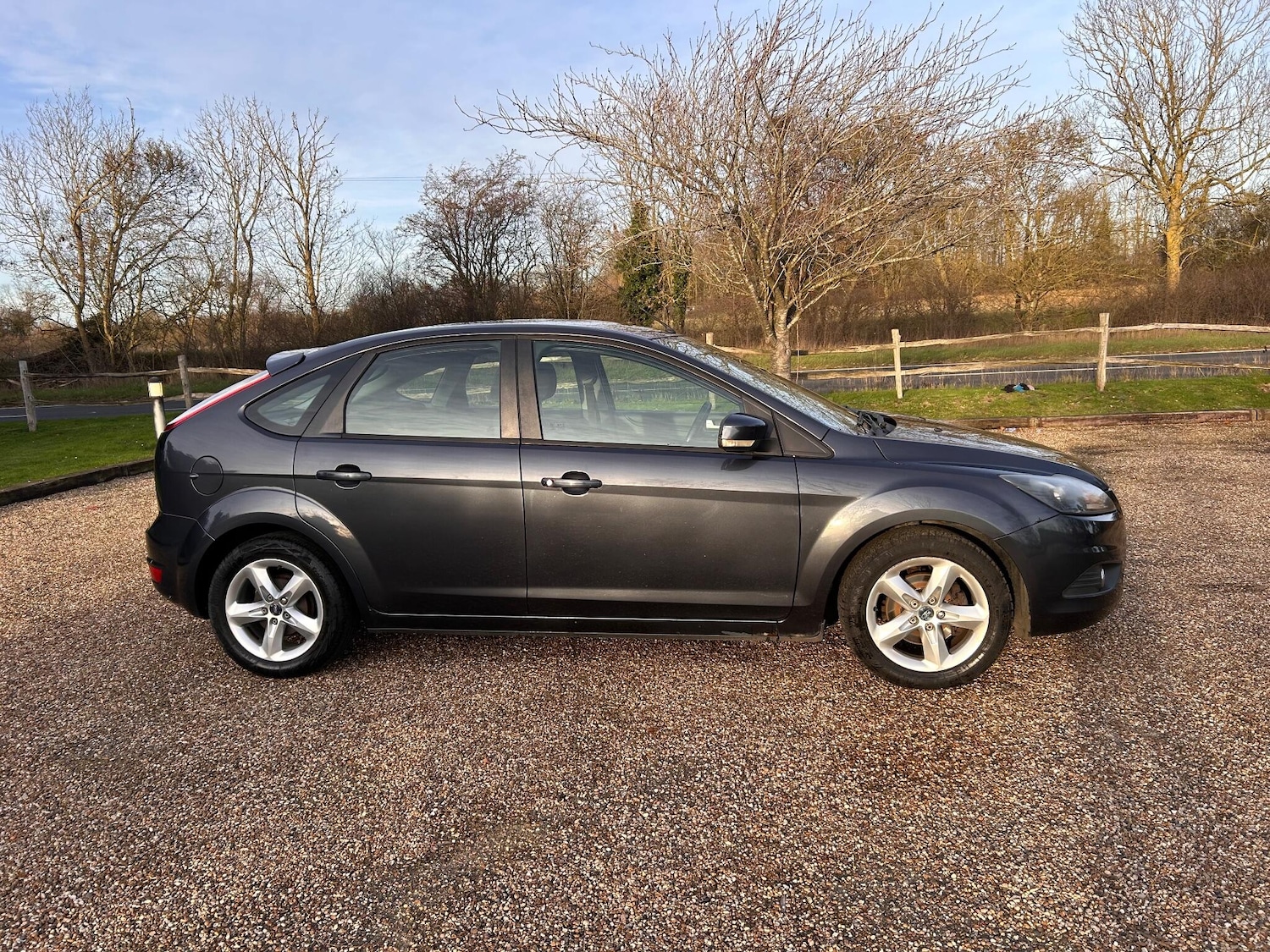 Used Ford Focus 2009 for sale - 76935748: Photo 9