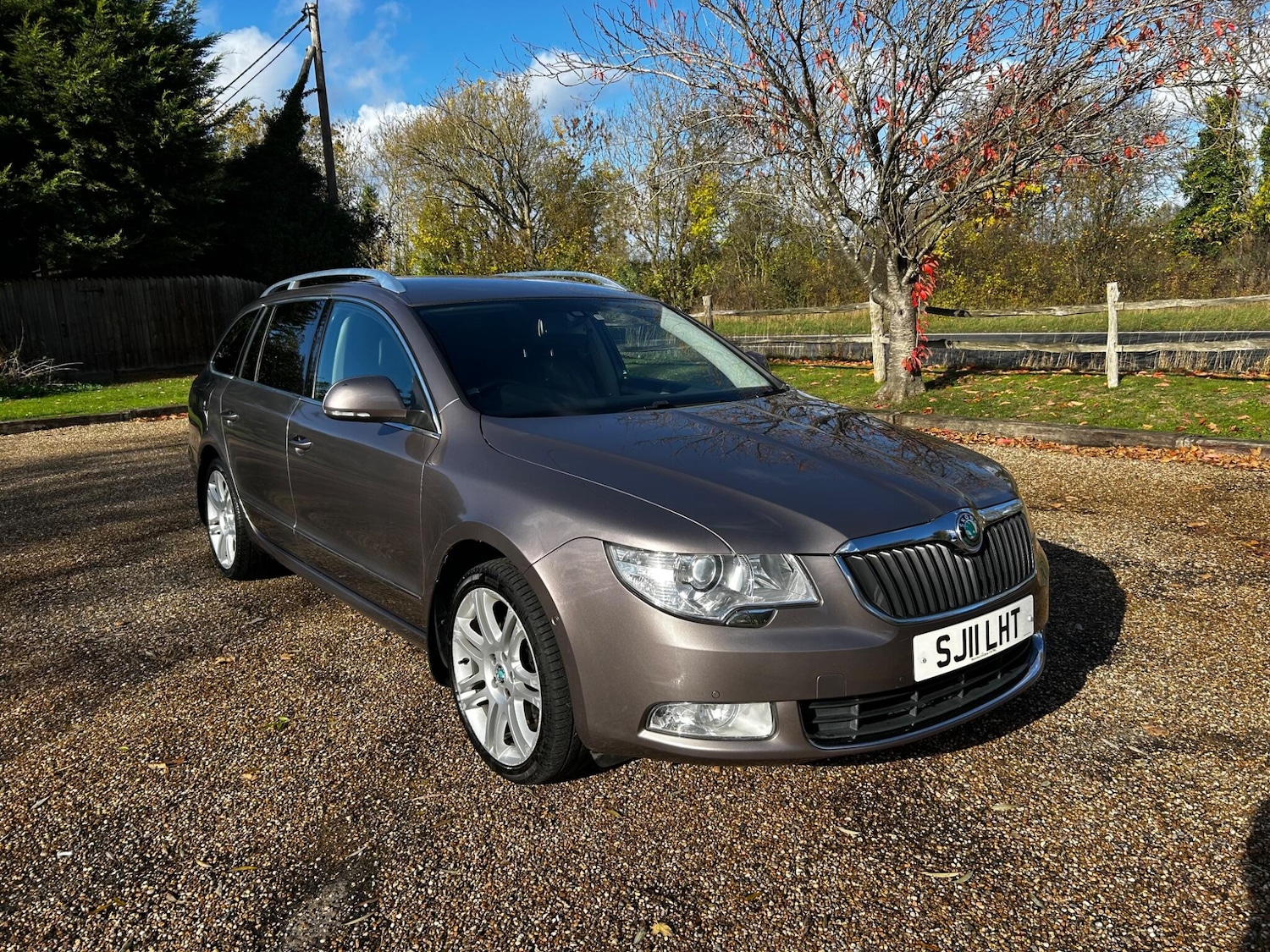 Used Skoda Superb 2011 for sale - 76446400: Photo 1
