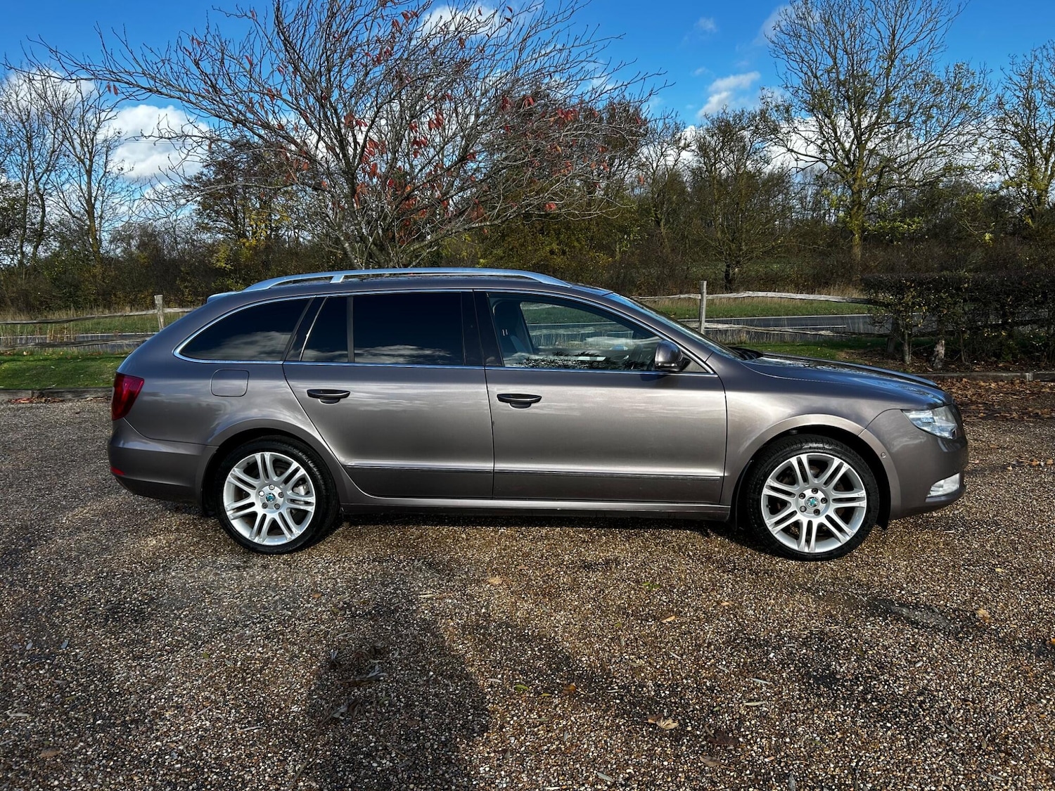 Used Skoda Superb 2011 for sale - 76446400: Photo 12