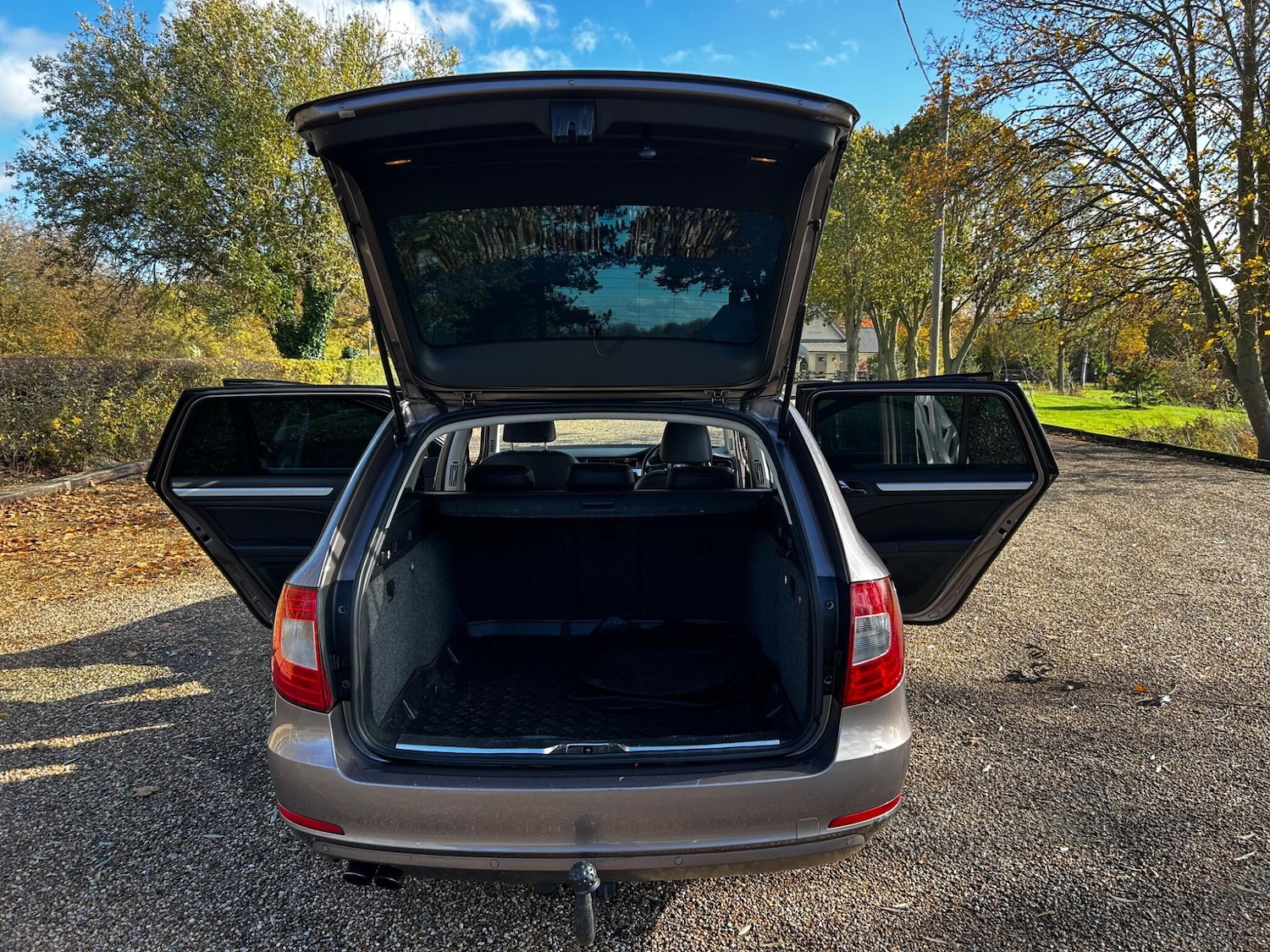 Used Skoda Superb 2011 for sale - 76446400: Photo 26