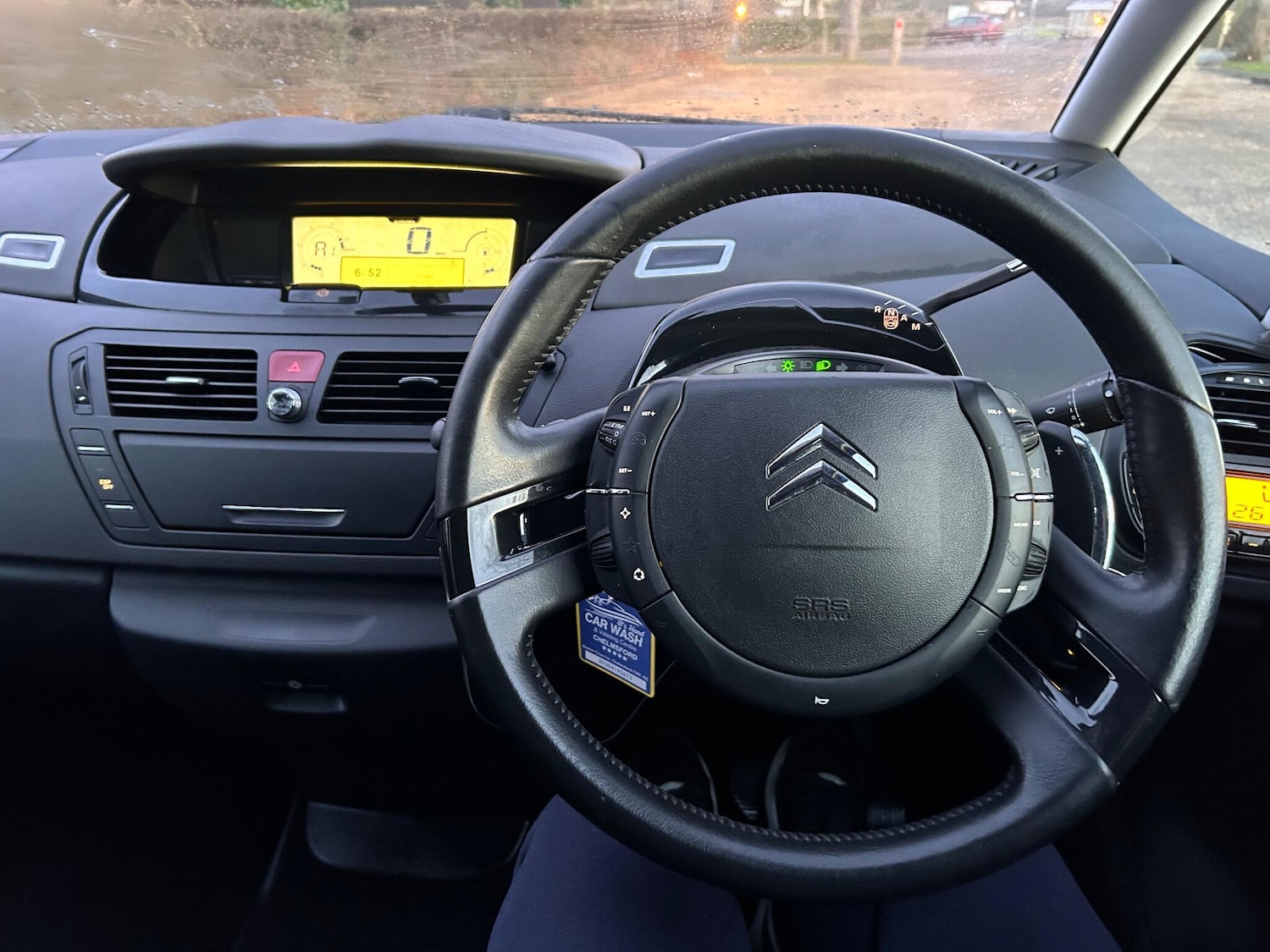 Used Citroen Grand C4 Picasso 2010 for sale - 77550303: Photo 2