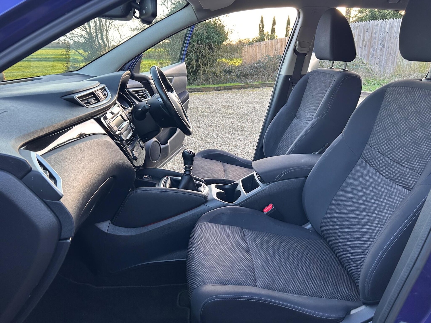 Used Nissan Qashqai 2015 for sale - 77839098: Photo 3