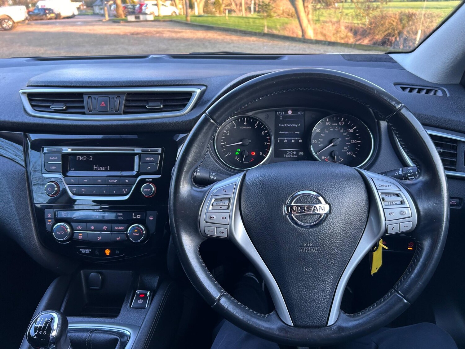 Used Nissan Qashqai 2015 for sale - 77839098: Photo 39