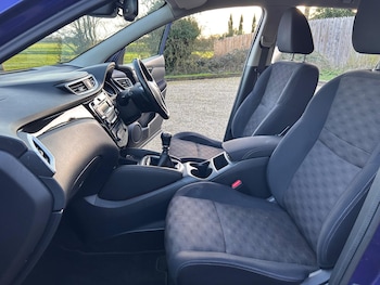 Used Nissan Qashqai 2015 for sale - 77839098: Photo