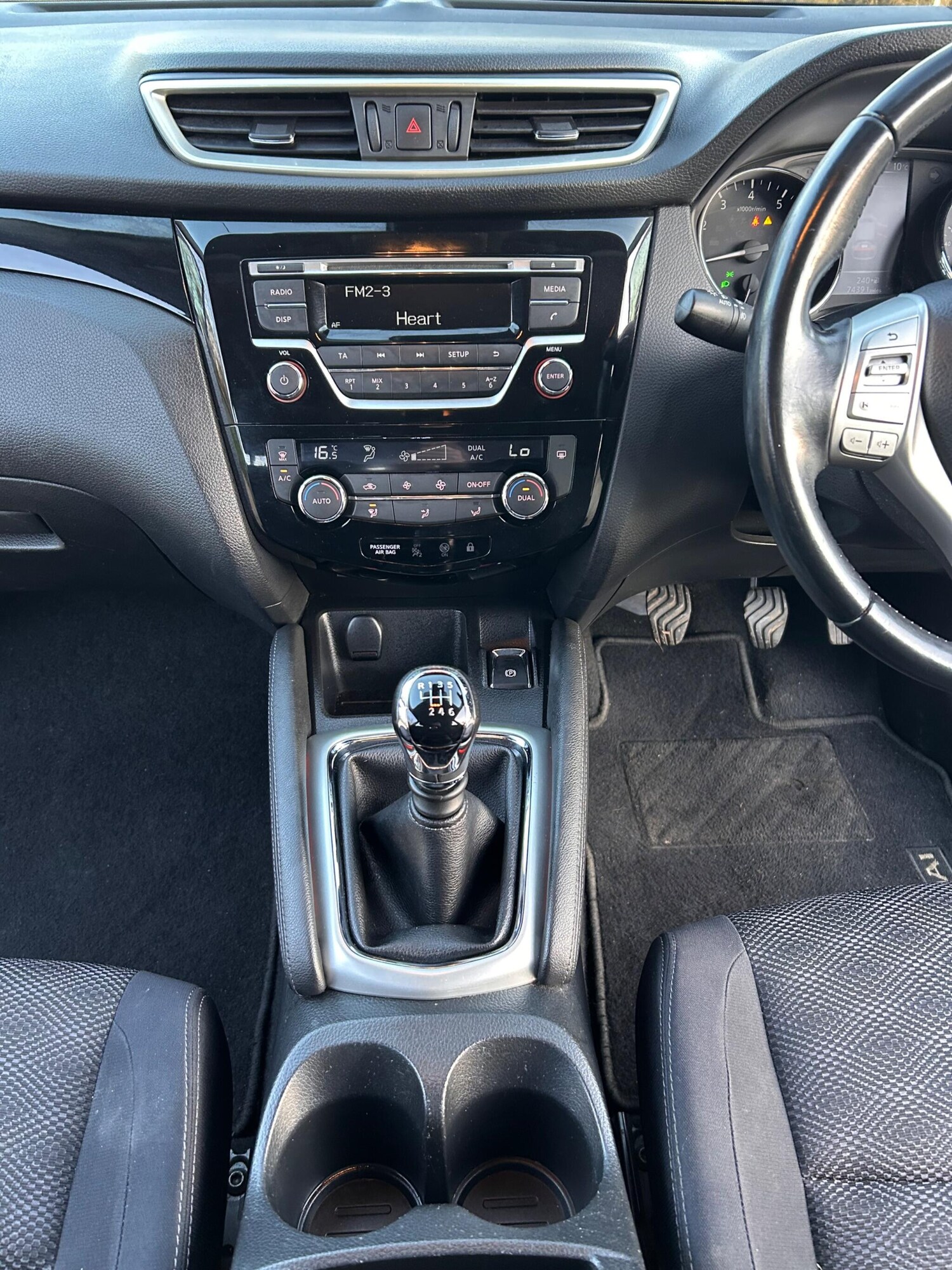 Used Nissan Qashqai 2015 for sale - 77839098: Photo 40