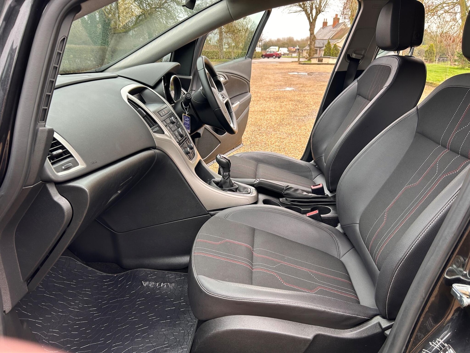 Used Vauxhall Astra 2014 for sale - 77549973: Photo 3