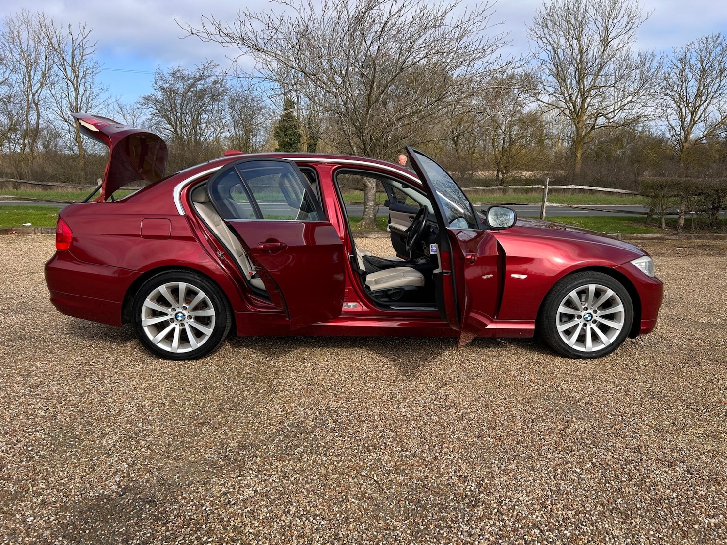 Used BMW 3 Series 2011 for sale - 77738184: Photo 23