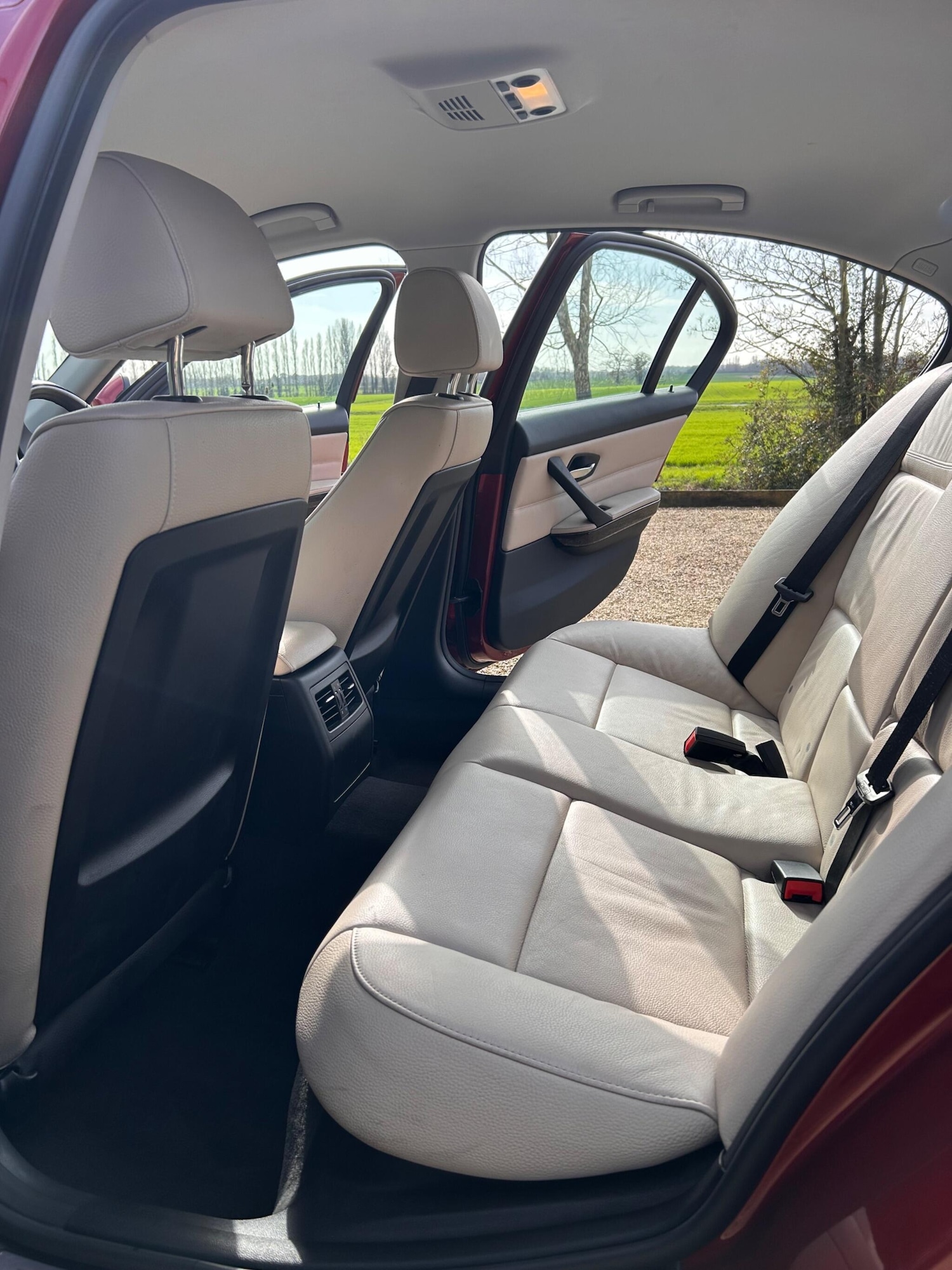 Used BMW 3 Series 2011 for sale - 77738184: Photo 30