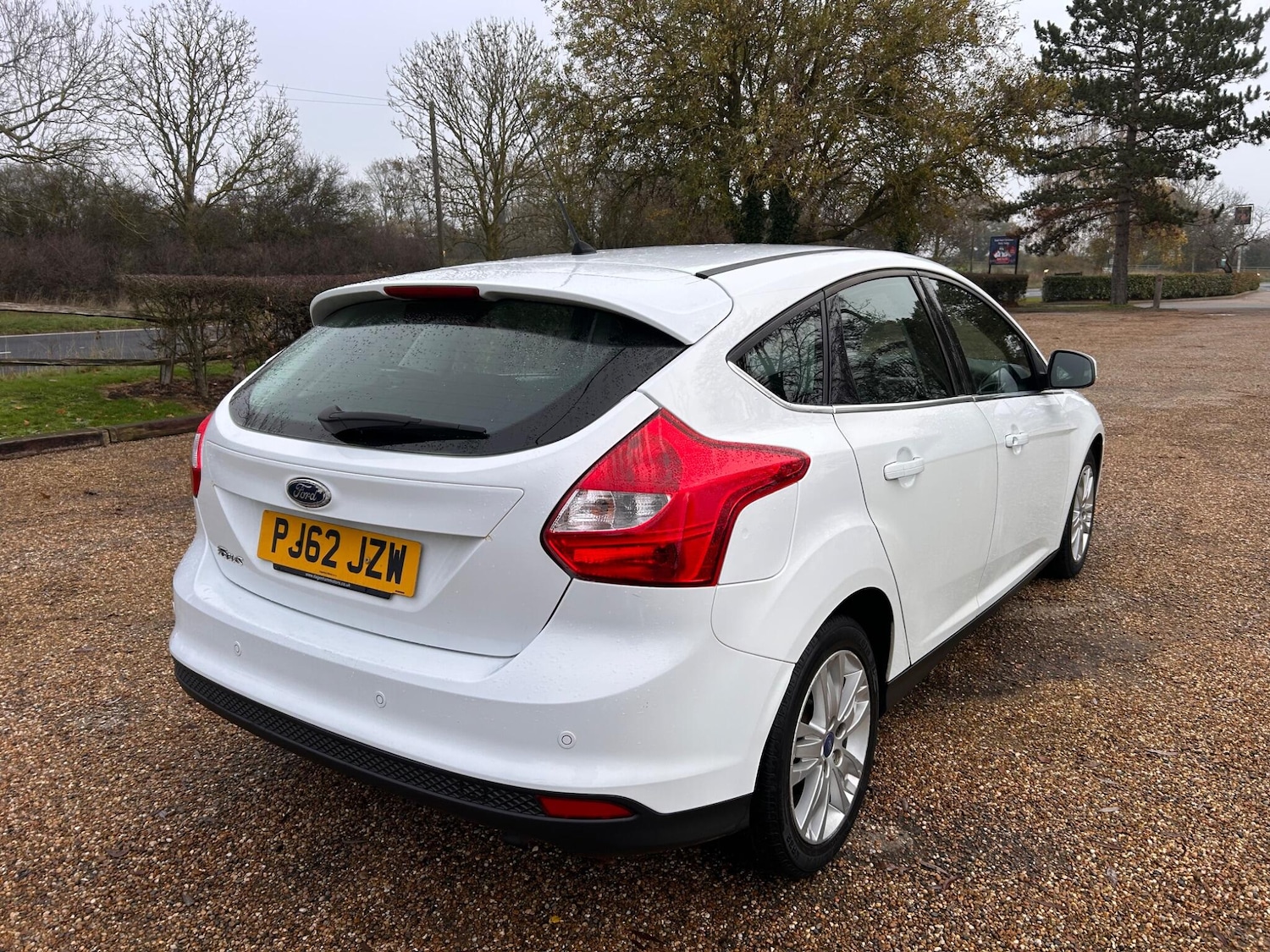 Used Ford Focus 2012 for sale - 76657876: Photo 3