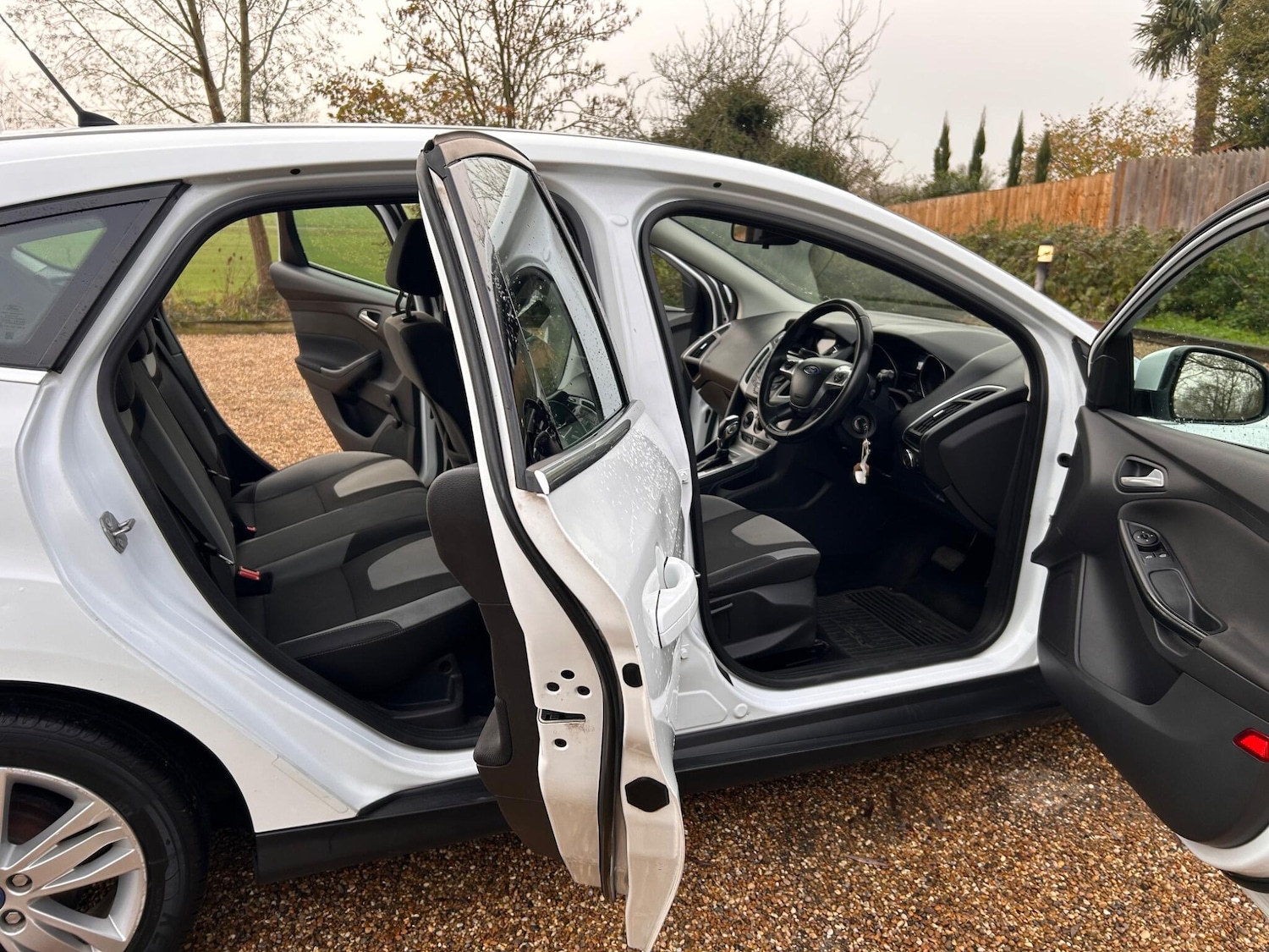 Used Ford Focus 2012 for sale - 76657876: Photo 33