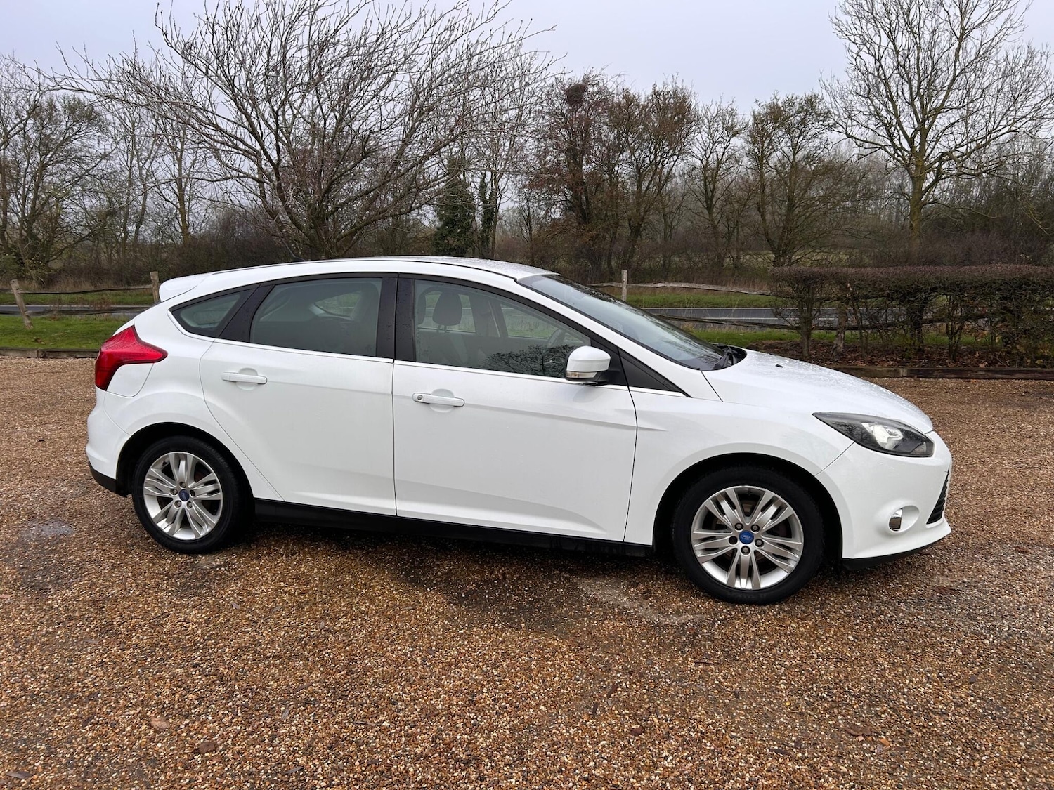 Used Ford Focus 2012 for sale - 76657876: Photo 9