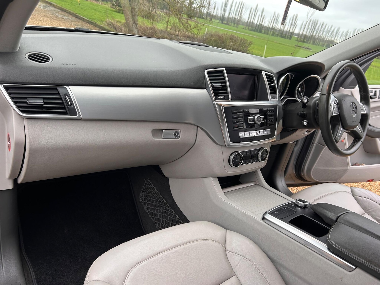 Used Mercedes-Benz M Class 2014 for sale - 77550463: Photo 35