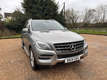 Used Mercedes-Benz M Class 2014 for sale - 77550463: Photo