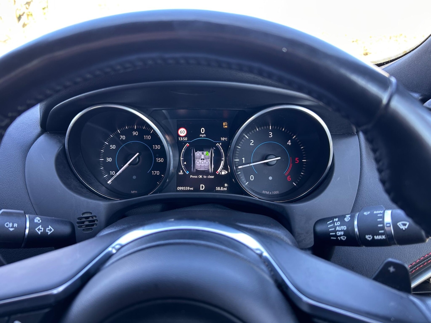 Used Jaguar XE 2016 for sale - 77978130: Photo 45