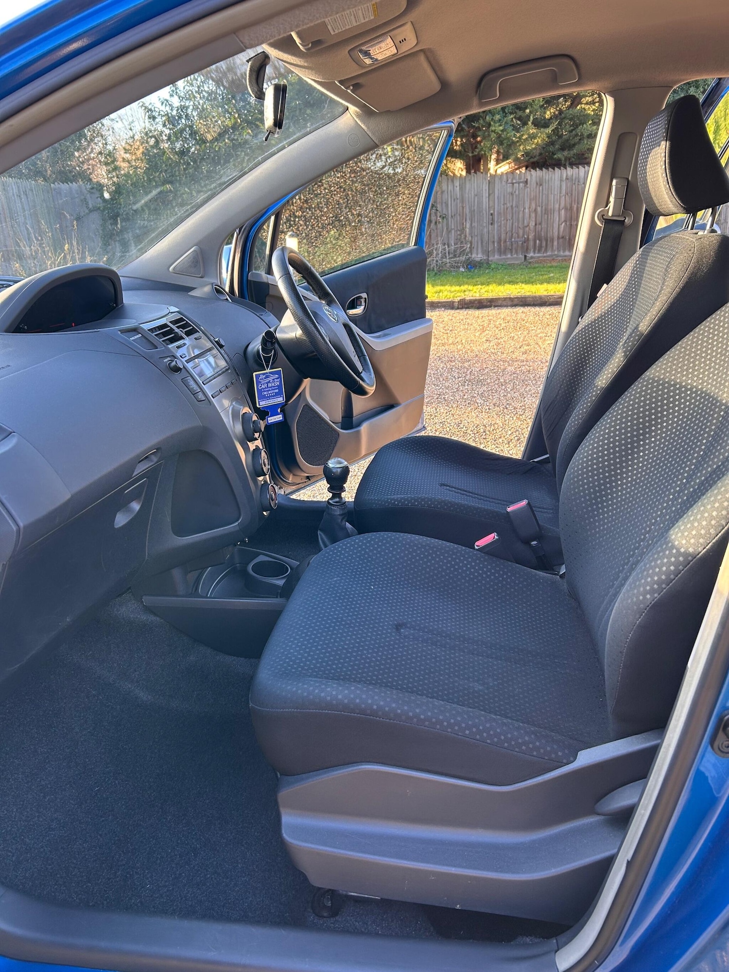 Used Toyota Yaris 2010 for sale - 77549661: Photo 26