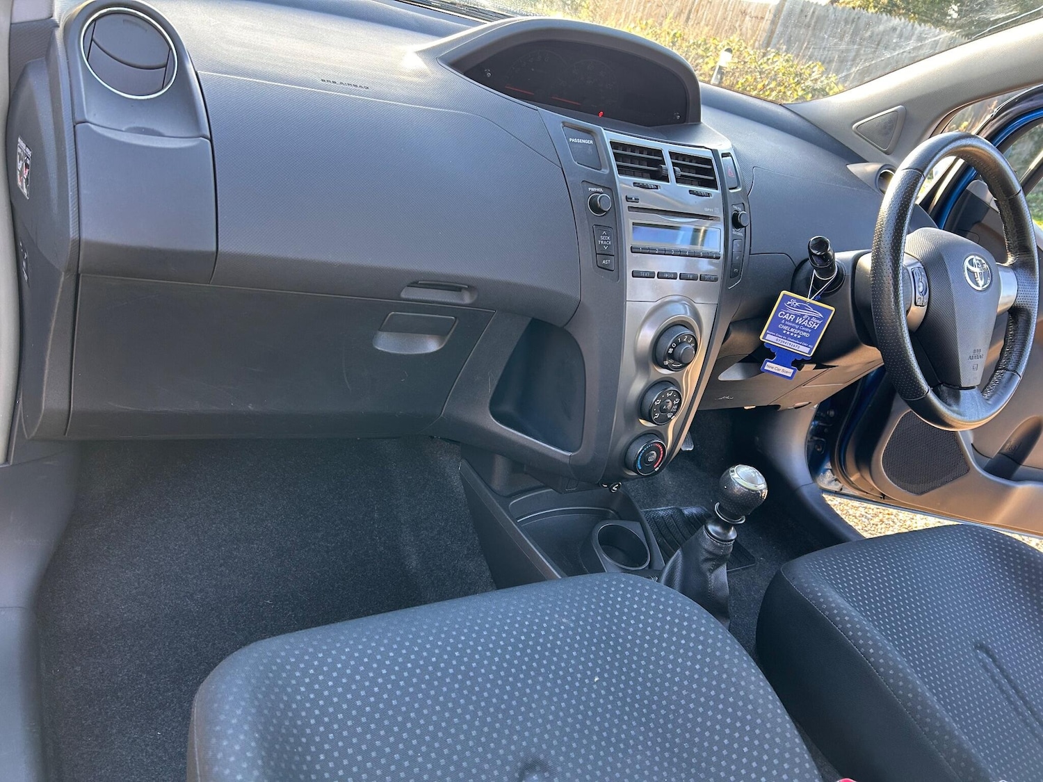 Used Toyota Yaris 2010 for sale - 77549661: Photo 27