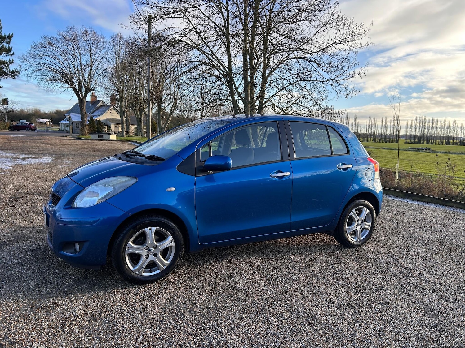 Used Toyota Yaris 2010 for sale - 77549661: Photo 5