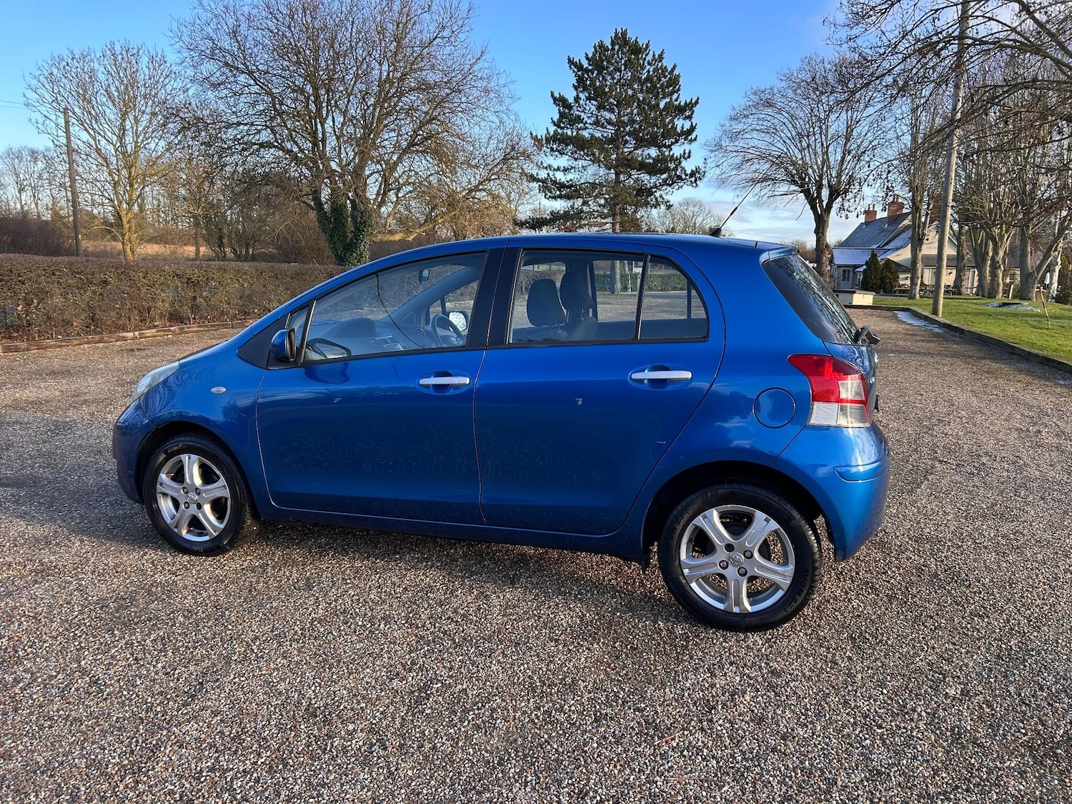 Used Toyota Yaris 2010 for sale - 77549661: Photo 8