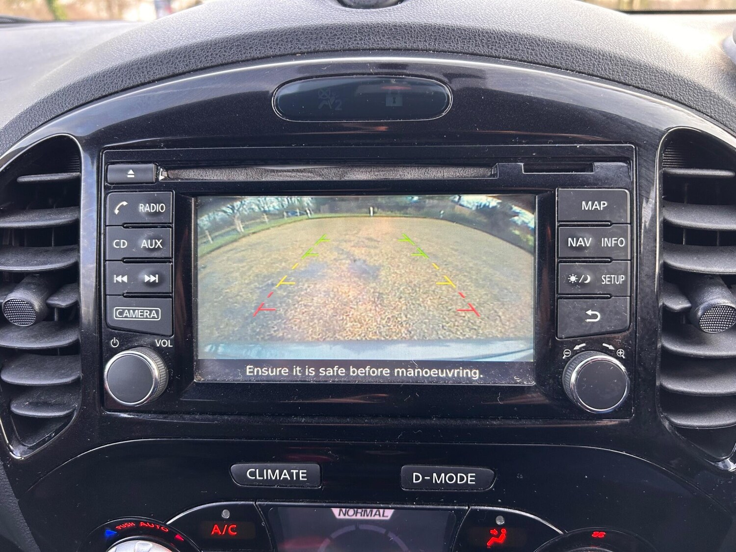 Used Nissan Juke 2015 for sale - 77478865: Photo 37