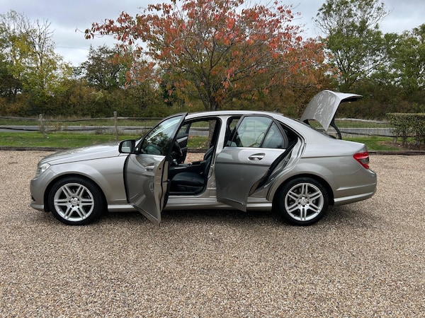 Used Mercedes-Benz C Class 2008 for sale - 76260242: Photo 31