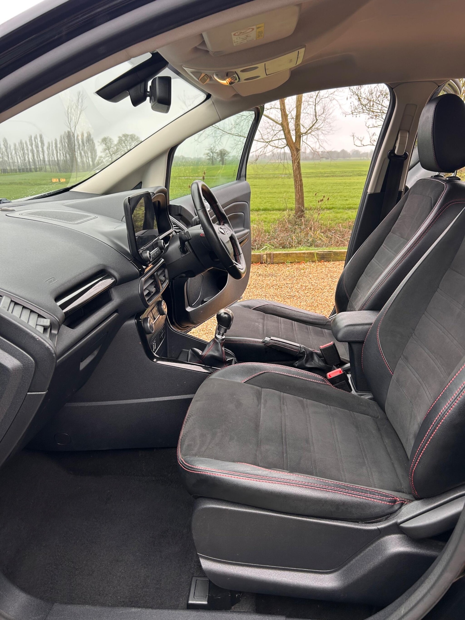 Used Ford Ecosport 2018 for sale - 77794024: Photo 32