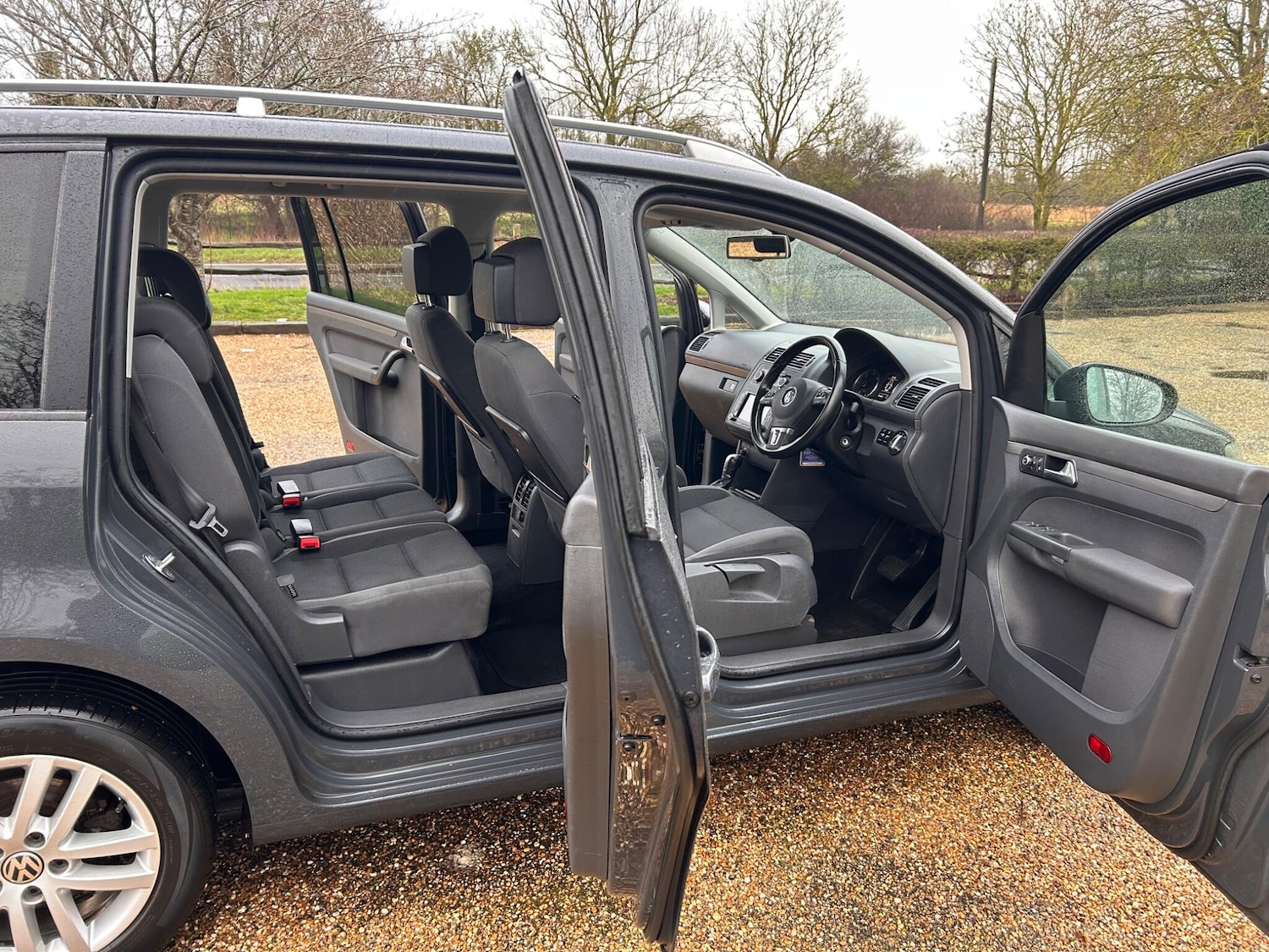 Used Volkswagen Touran 2014 for sale - 77549334: Photo 29