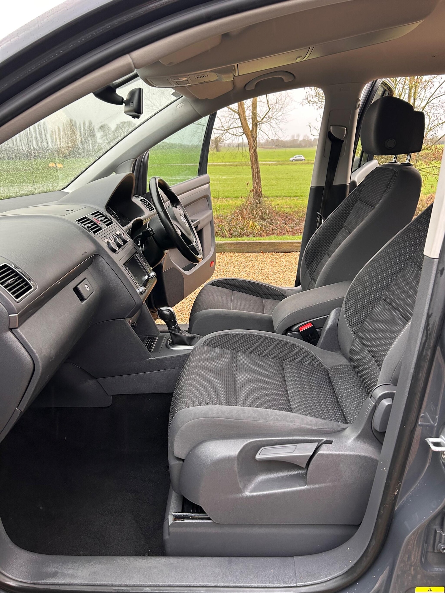 Used Volkswagen Touran 2014 for sale - 77549334: Photo 31