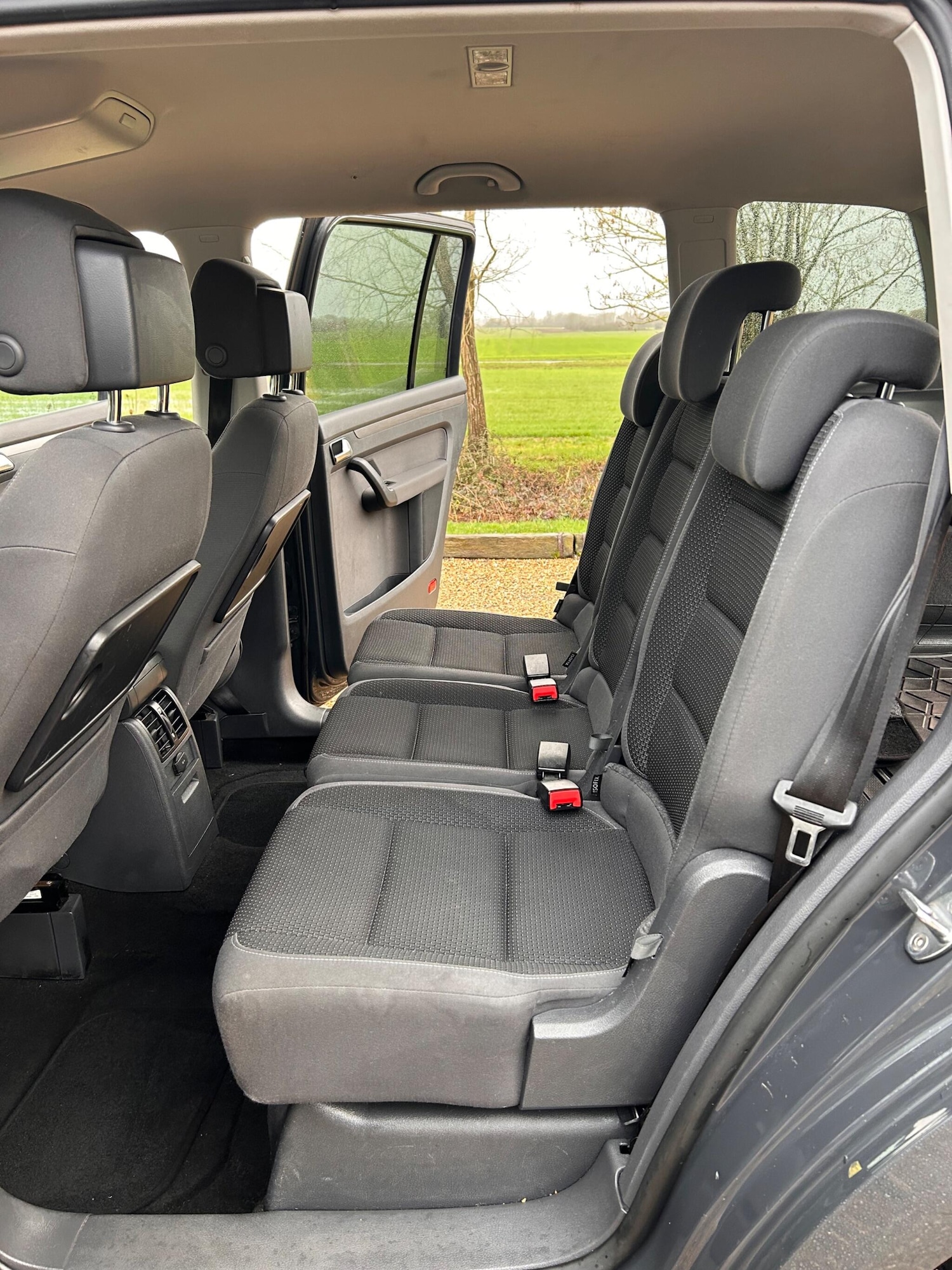 Used Volkswagen Touran 2014 for sale - 77549334: Photo 33