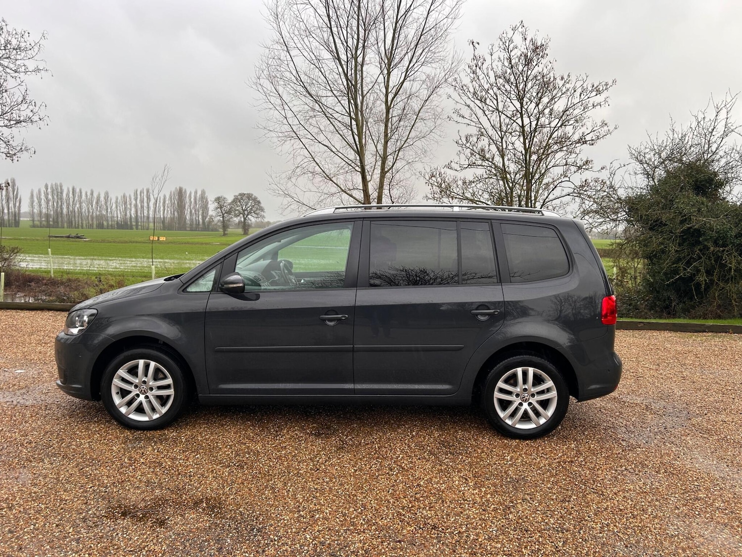 Used Volkswagen Touran 2014 for sale - 77549334: Photo 9