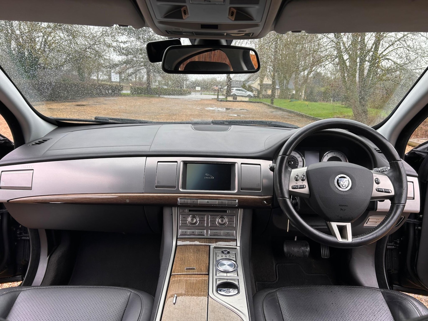 Used Jaguar XF 2009 for sale - 77550723: Photo 2