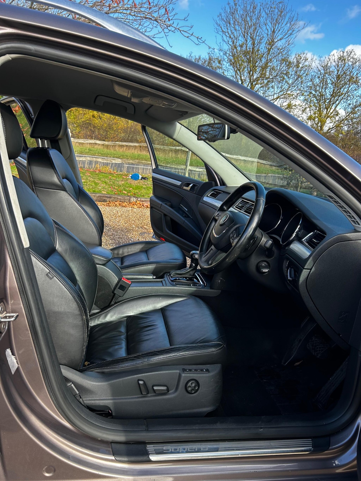 Used Skoda Superb 2011 for sale - 77549329: Photo 34