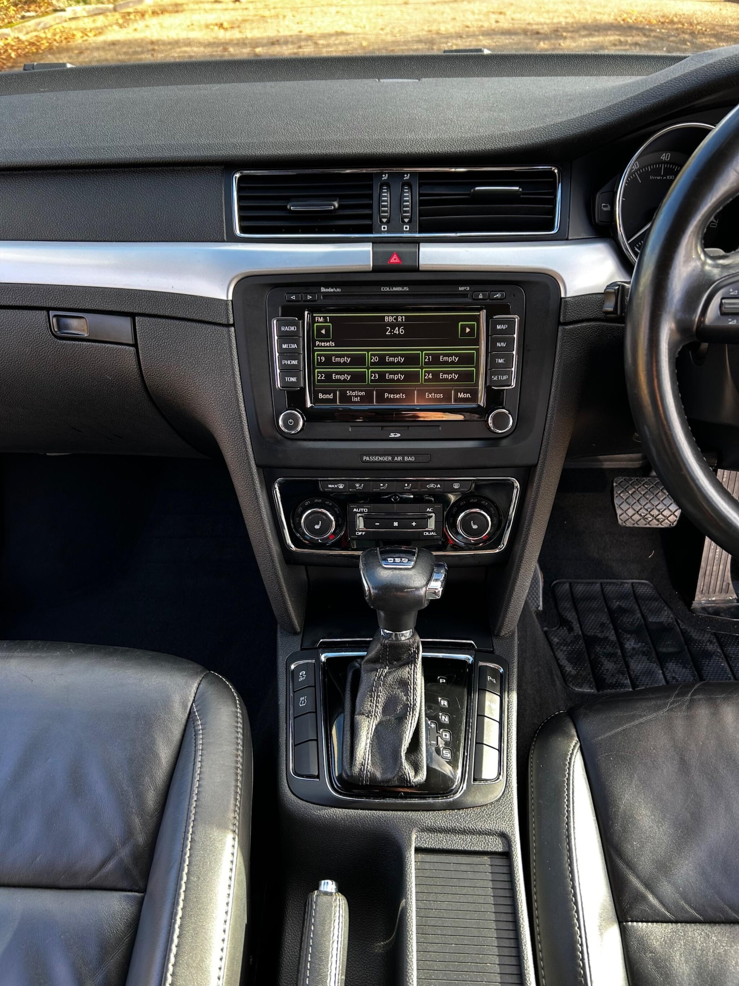 Used Skoda Superb 2011 for sale - 77549329: Photo 37