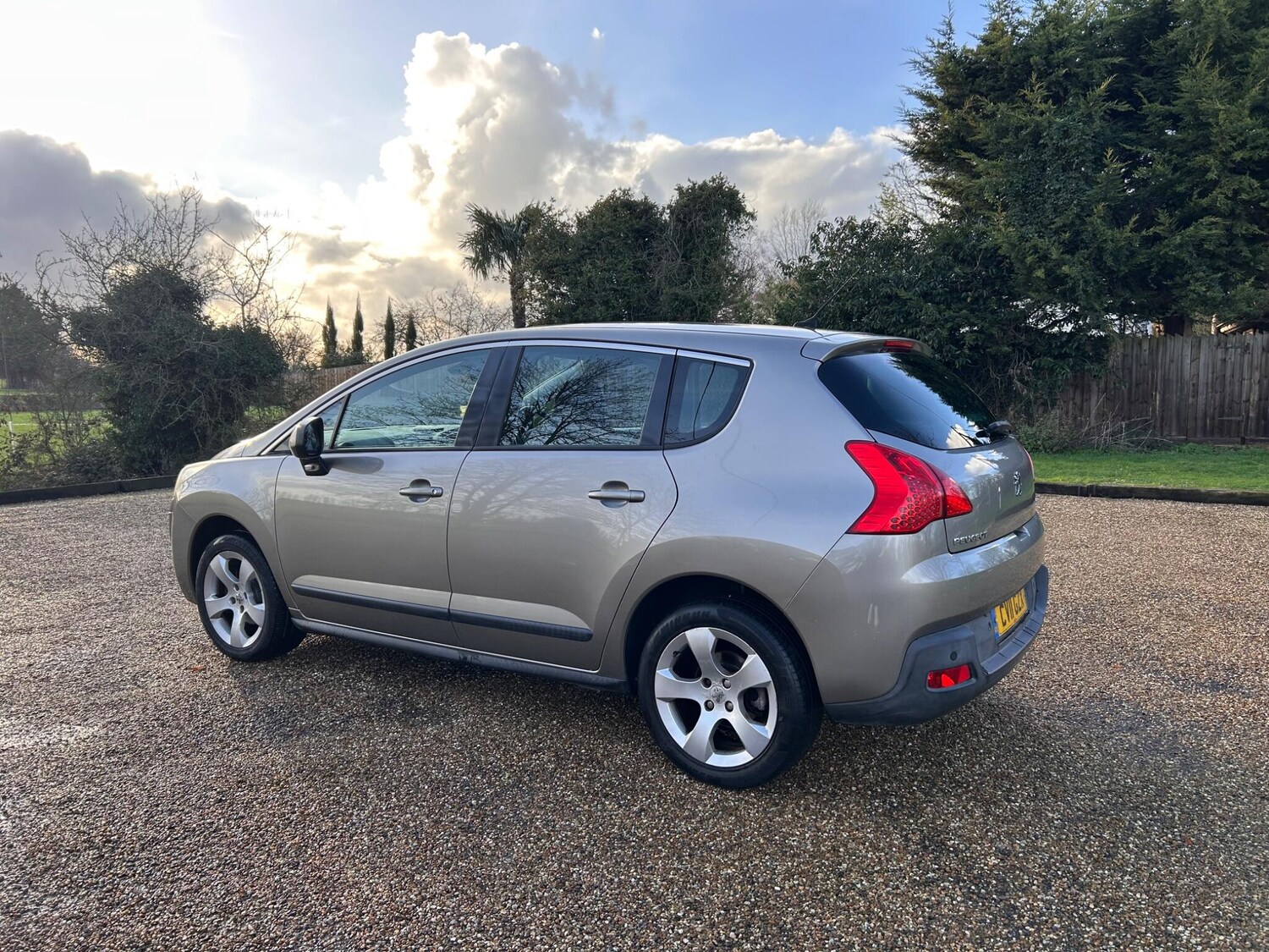 Used Peugeot 3008 2011 for sale - 77358556: Photo 10