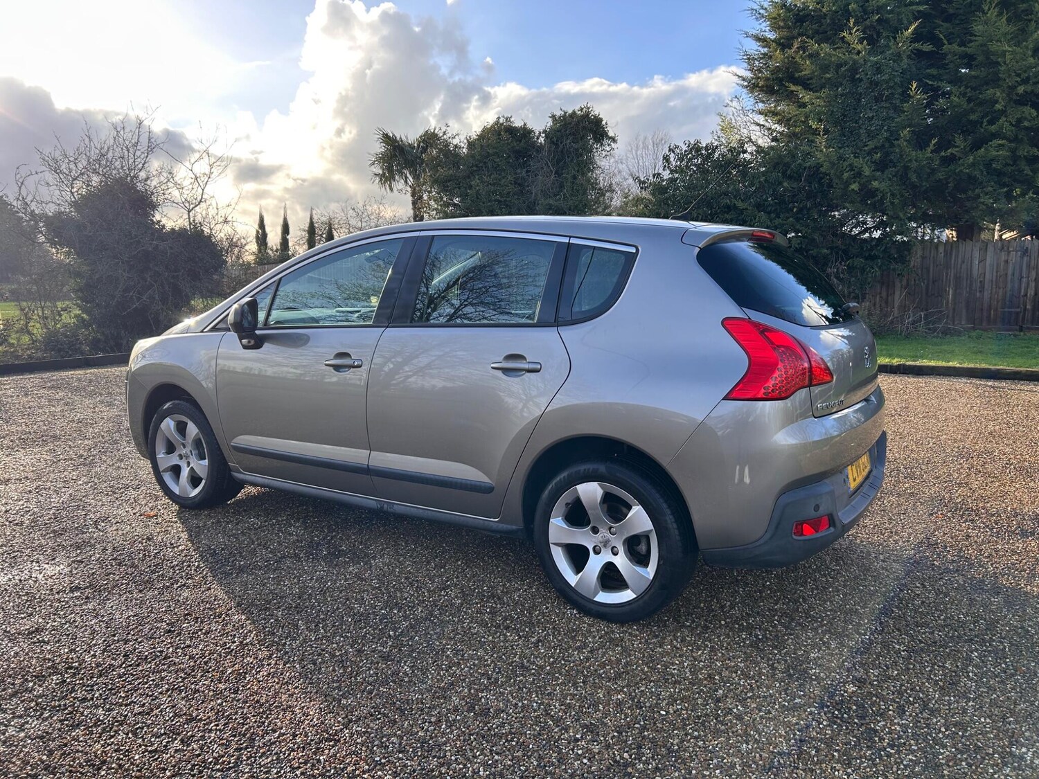 Used Peugeot 3008 2011 for sale - 77358556: Photo 9