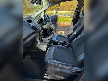 Used Ford Ecosport 2015 for sale - 76446787: Photo